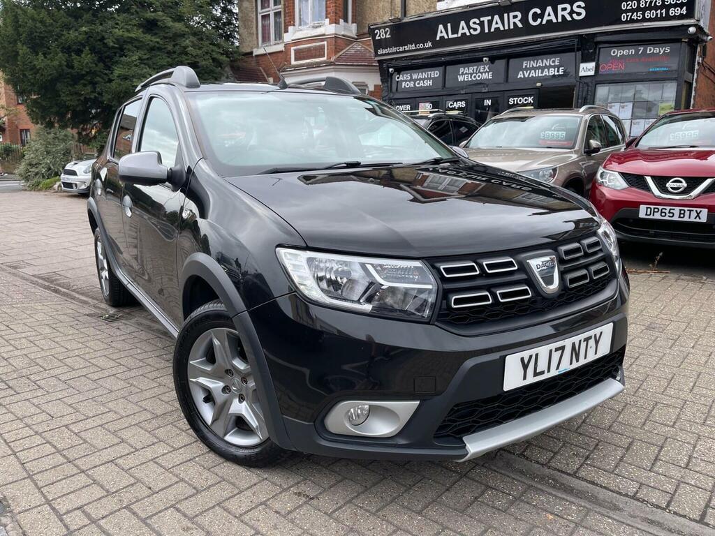 Dacia Sandero Stepway 0.9 Tce Laureate Euro 6 Ss Black