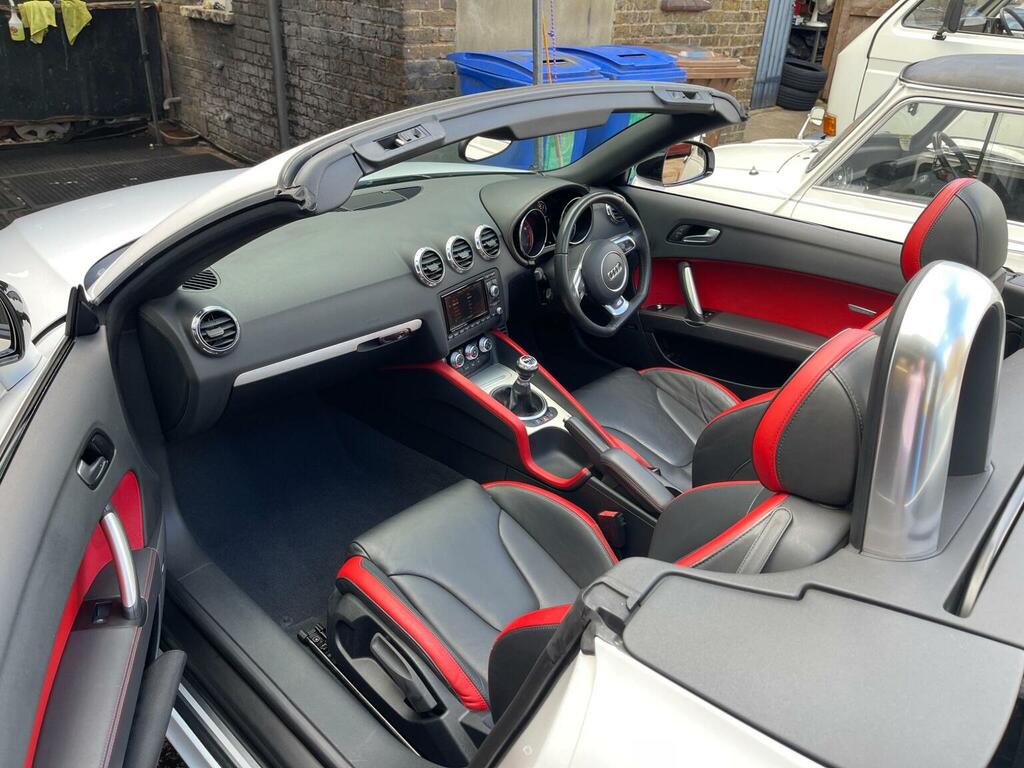 Audi TT Convertible 2.0 Tdi Black Edition Roadster Quattro White #22