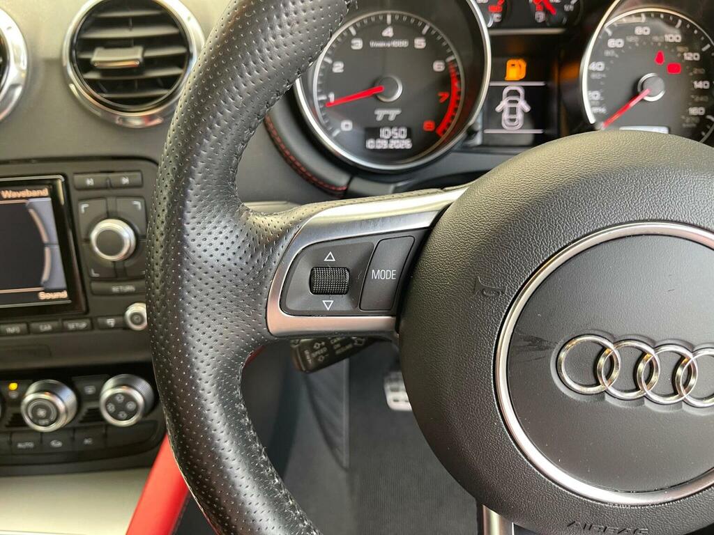 Audi TT Convertible 2.0 Tdi Black Edition Roadster Quattro White #33
