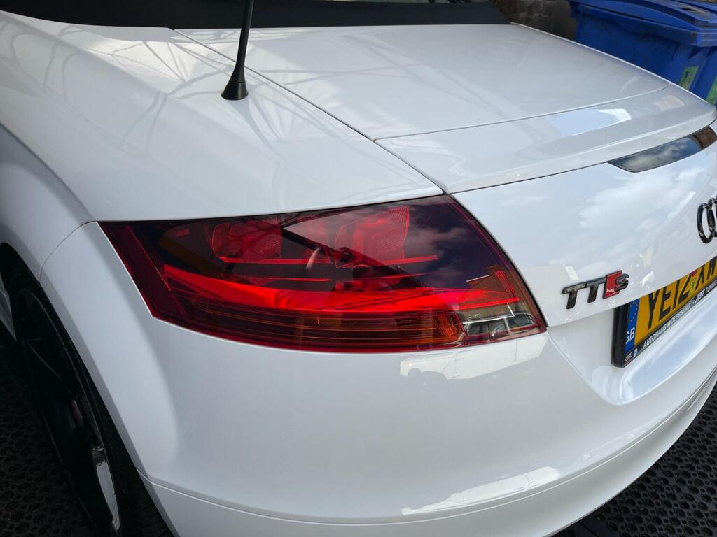 Audi TT Convertible 2.0 Tdi Black Edition Roadster Quattro White #14