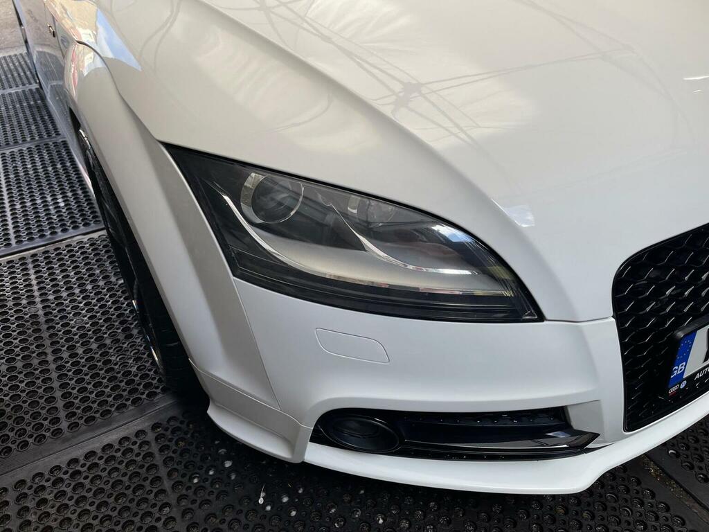 Audi TT Convertible 2.0 Tdi Black Edition Roadster Quattro White #10
