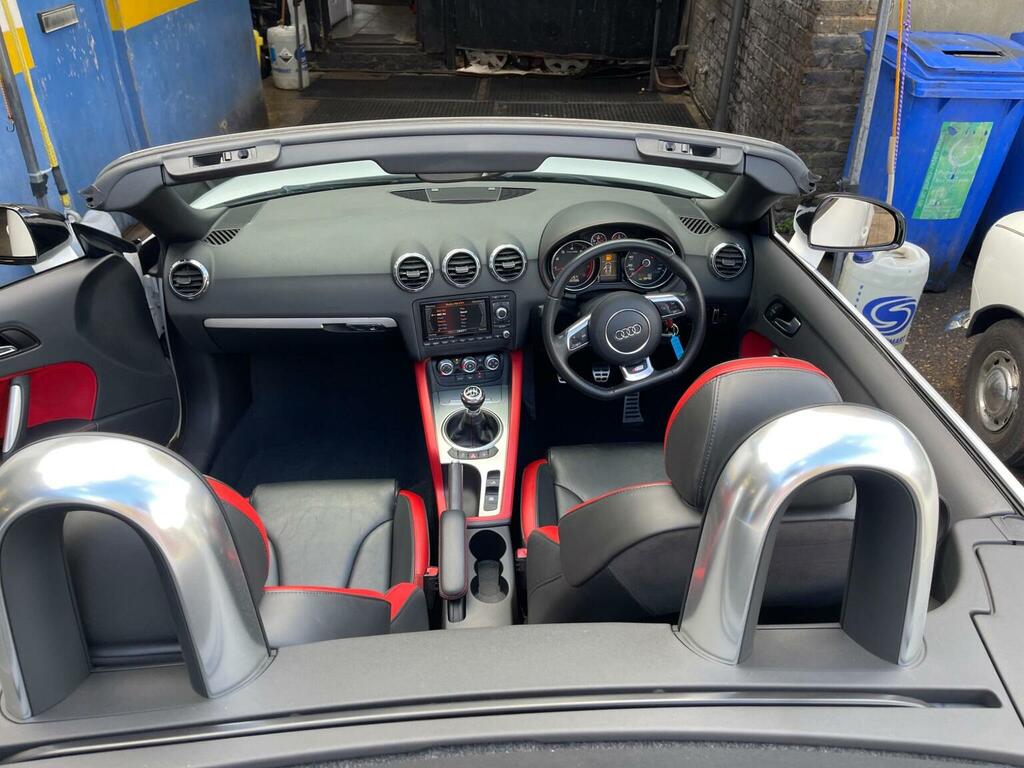 Audi TT Convertible 2.0 Tdi Black Edition Roadster Quattro White #23