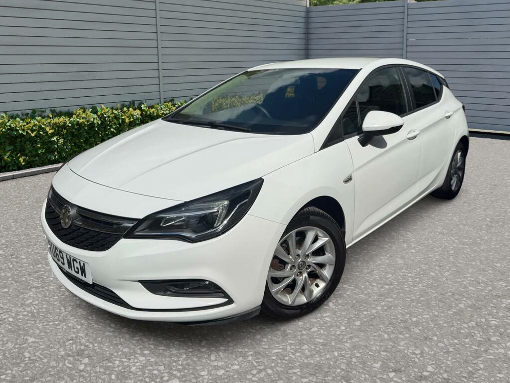 Vauxhall Astra Design White #2