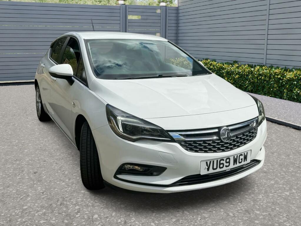 Vauxhall Astra Design White #4