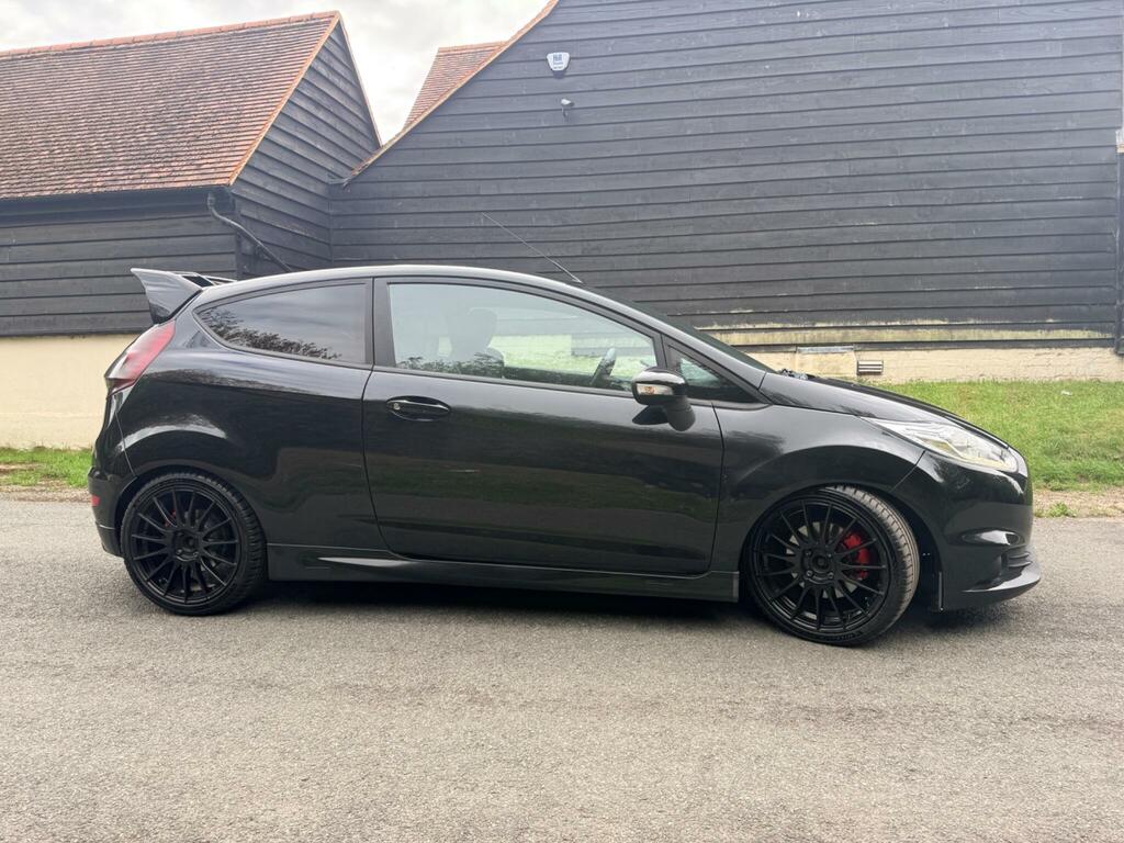 Ford Fiesta 1.25 82 Zetec Black #54