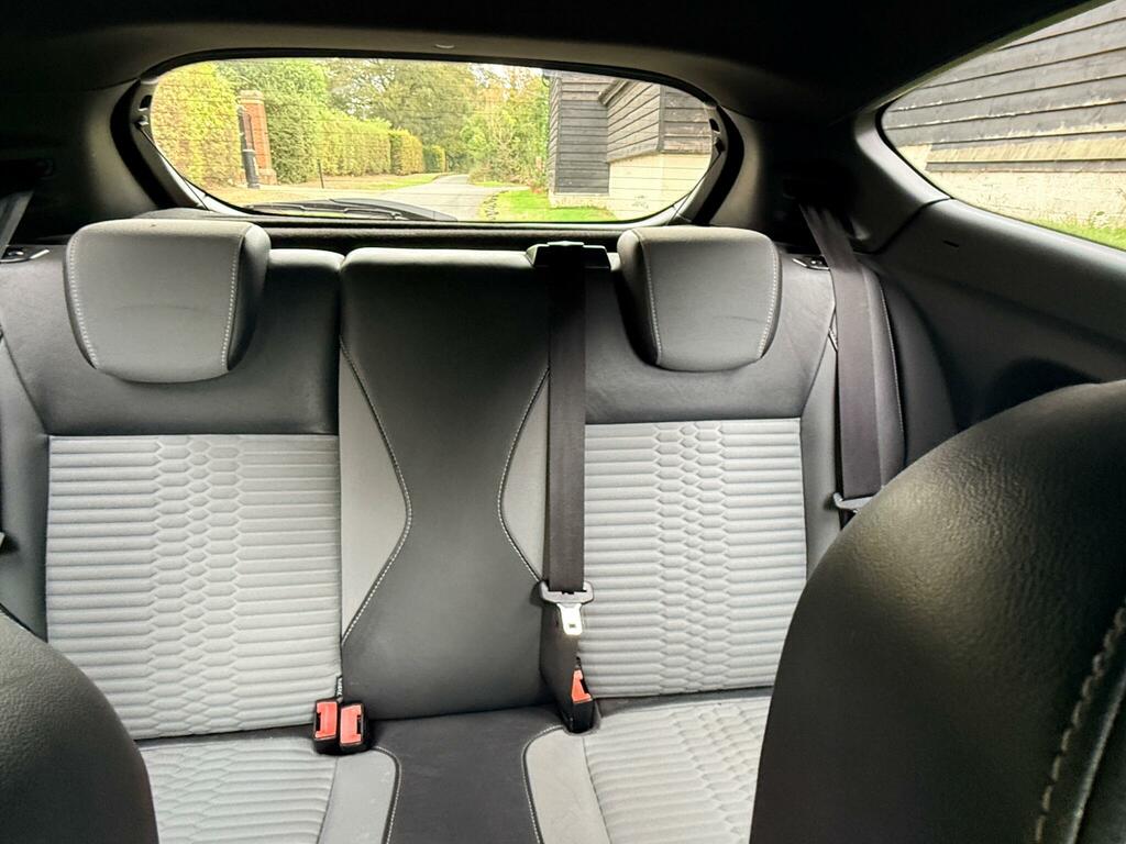 Ford Fiesta 1.25 82 Zetec Black #18