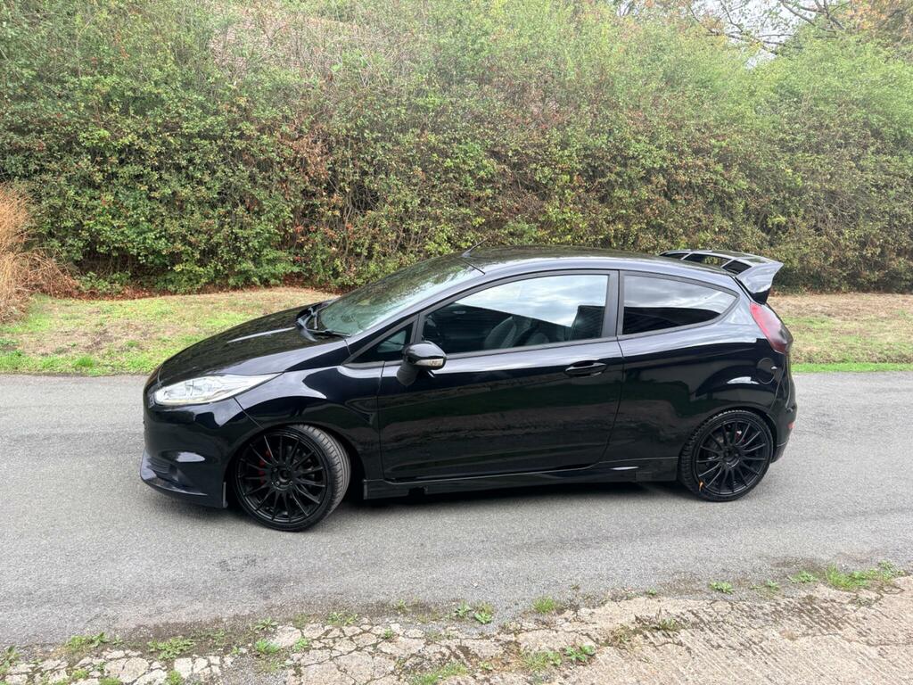 Ford Fiesta 1.25 82 Zetec Black #49