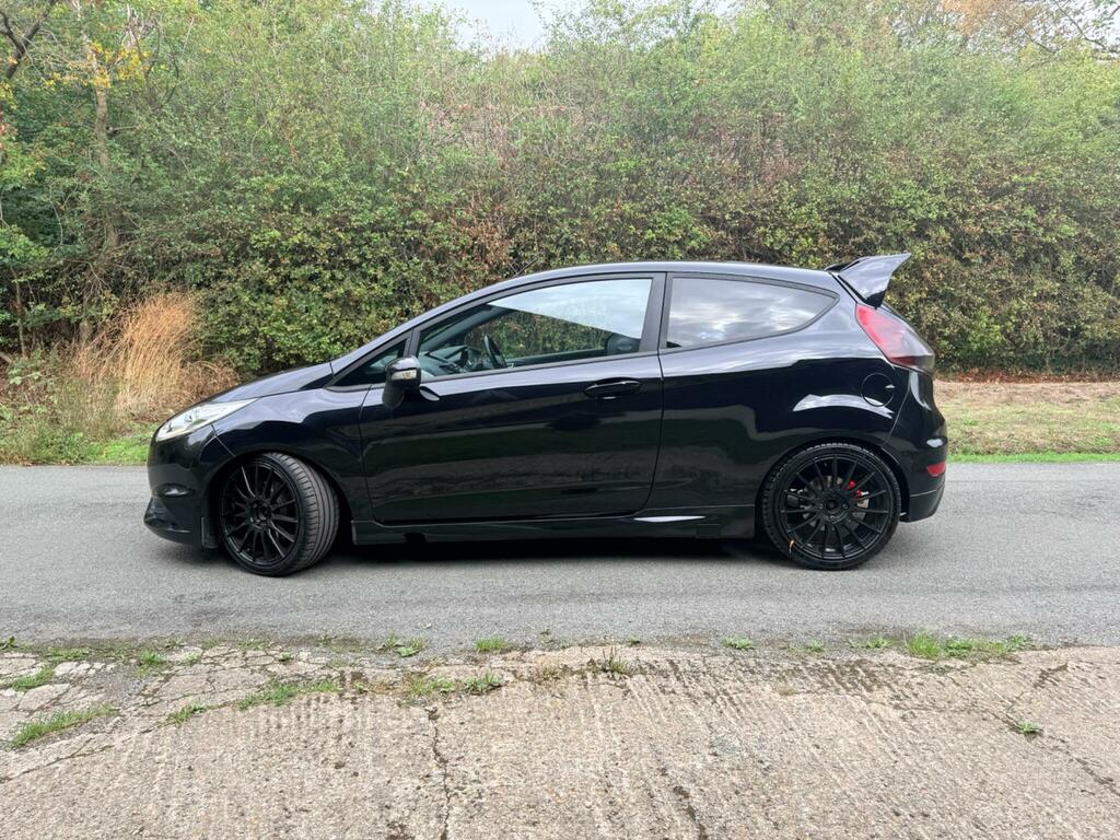 Ford Fiesta 1.25 82 Zetec Black #48