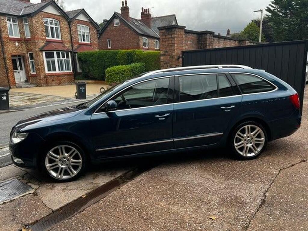 Skoda Superb Hatchback 2.0 Tdi Elegance Dsg Euro 5 201212 Silver #30