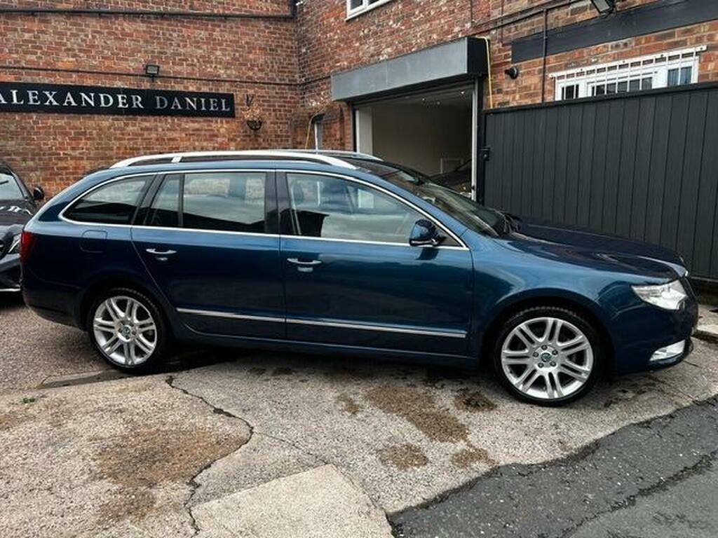 Skoda Superb Hatchback 2.0 Tdi Elegance Dsg Euro 5 201212 Silver #35