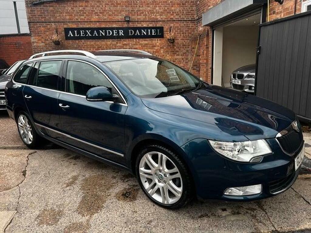 Skoda Superb Hatchback 2.0 Tdi Elegance Dsg Euro 5 201212 Silver #1