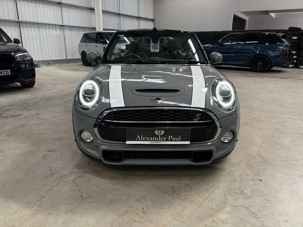Mini Convertible 2.0 Cooper S Classic Convertible Steptr Grey