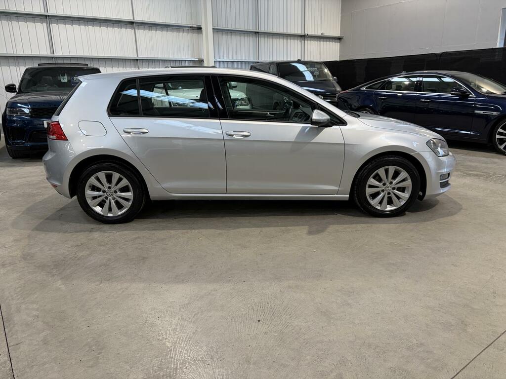 Volkswagen Golf Se Silver #2