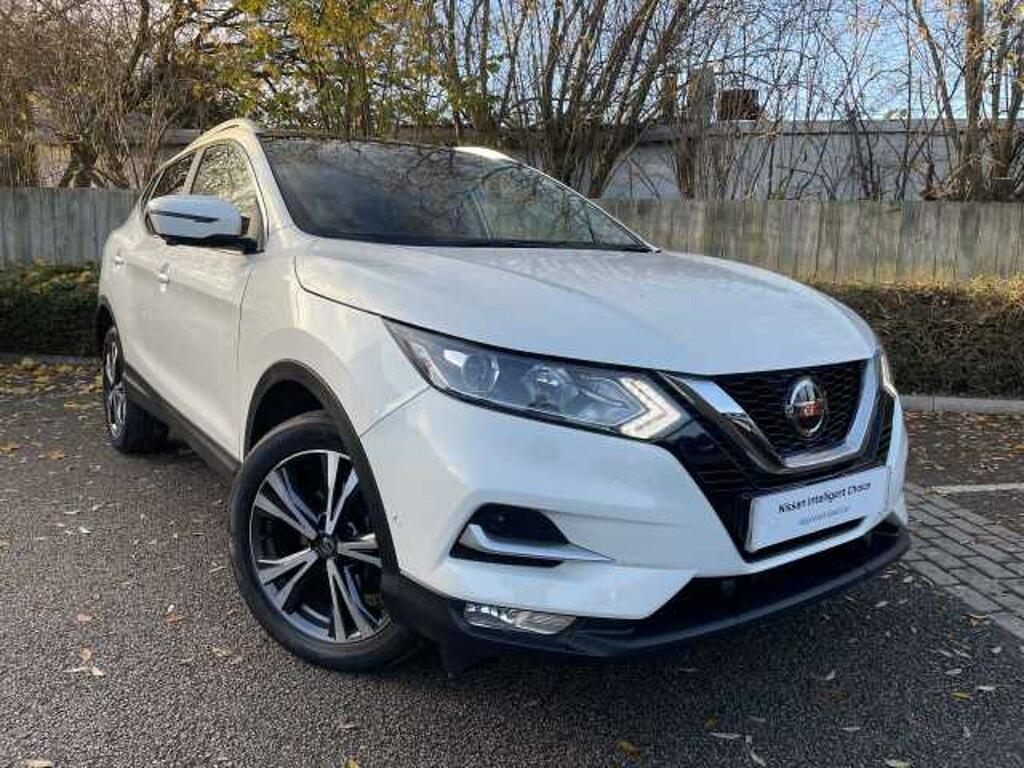 Nissan Qashqai 1.3 Dig-t N-connecta White
