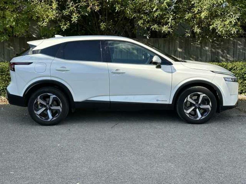 Nissan Qashqai 1.5 H E-power N-connecta Suv Hybrid Aut White #3