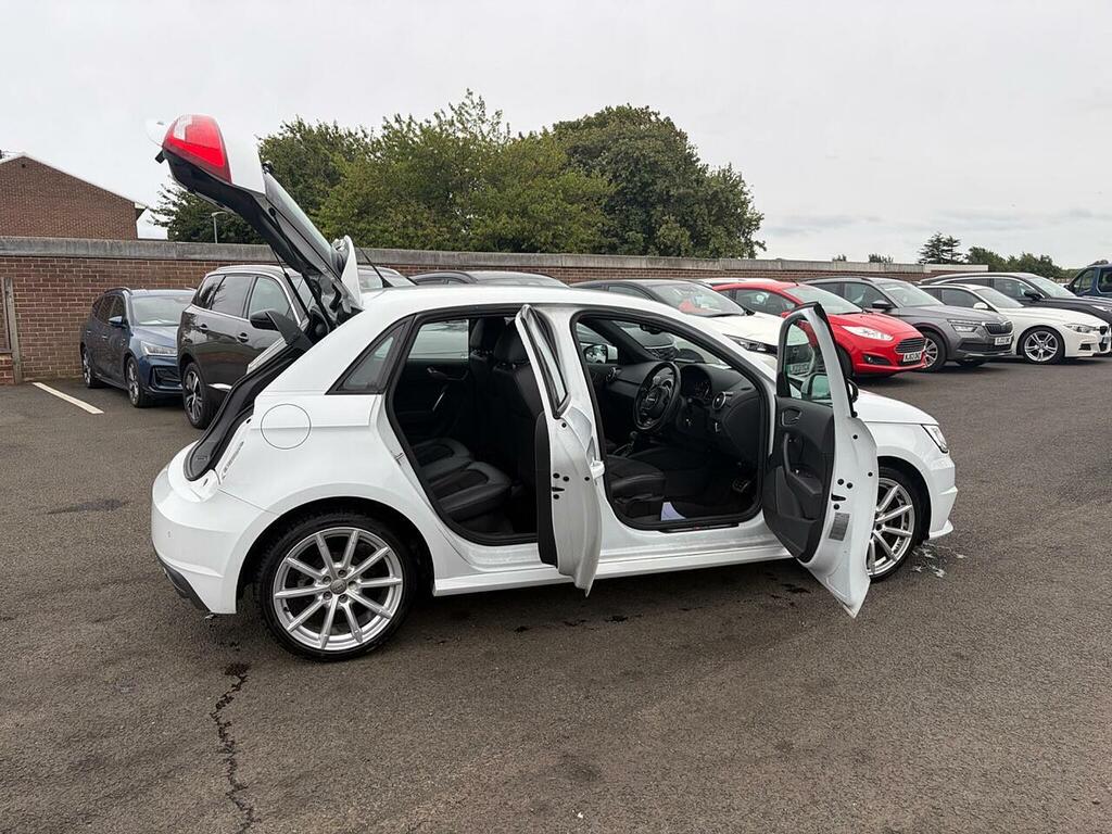 Audi A1 1.4 Tfsi S Line White #6