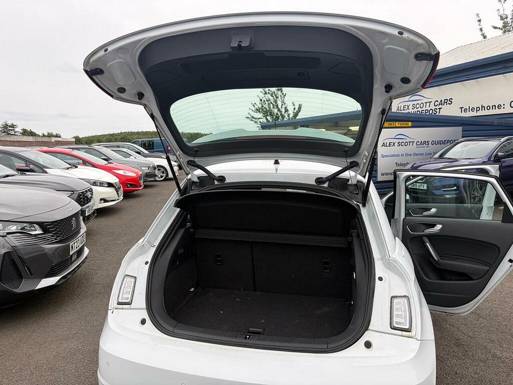Audi A1 1.4 Tfsi S Line White #8