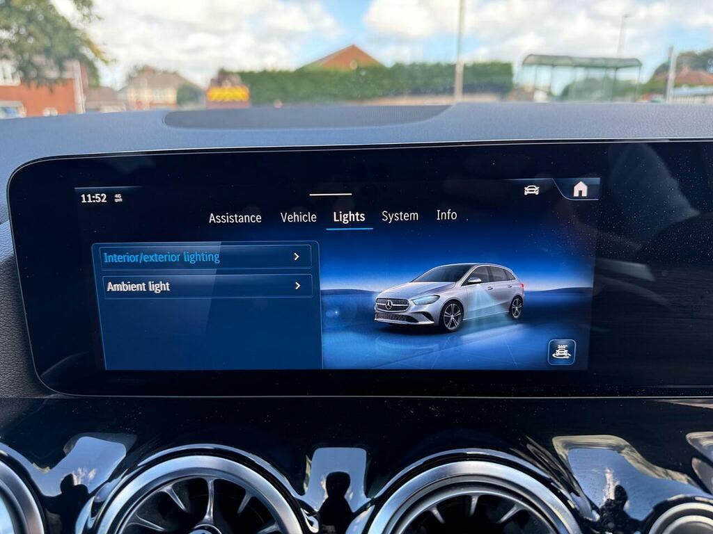 Mercedes-Benz B Class 1.6 Black #47