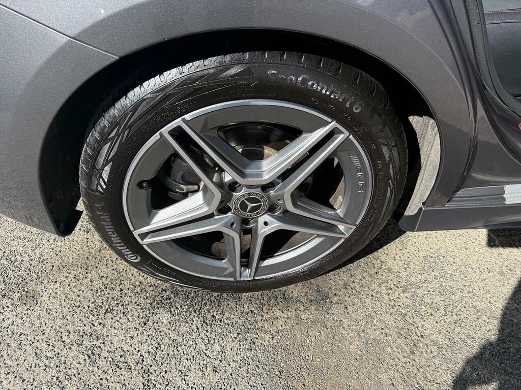 Mercedes-Benz B Class 1.6 Black #28