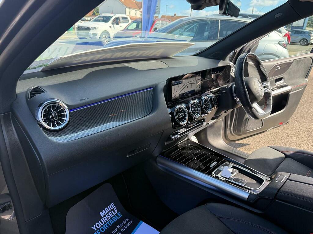 Mercedes-Benz B Class 1.6 Black #37