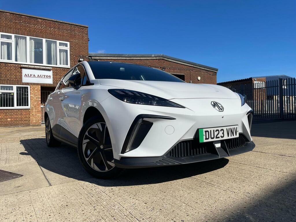 MG MG4 Electric 