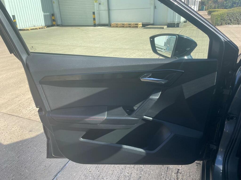 Seat Arona Tsi Evo Fr Silver #44