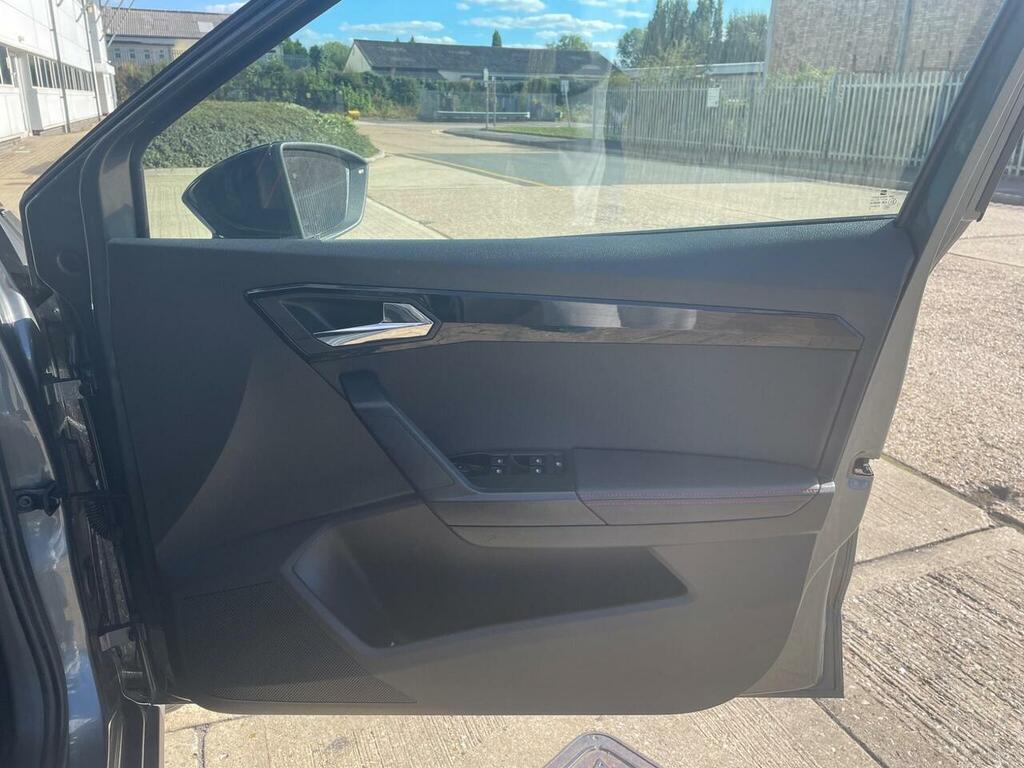 Seat Arona Tsi Evo Fr Silver #45