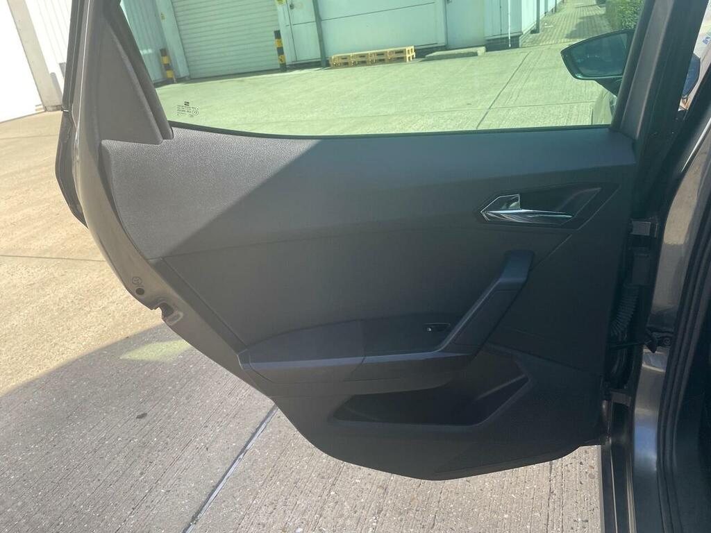 Seat Arona Tsi Evo Fr Silver #46
