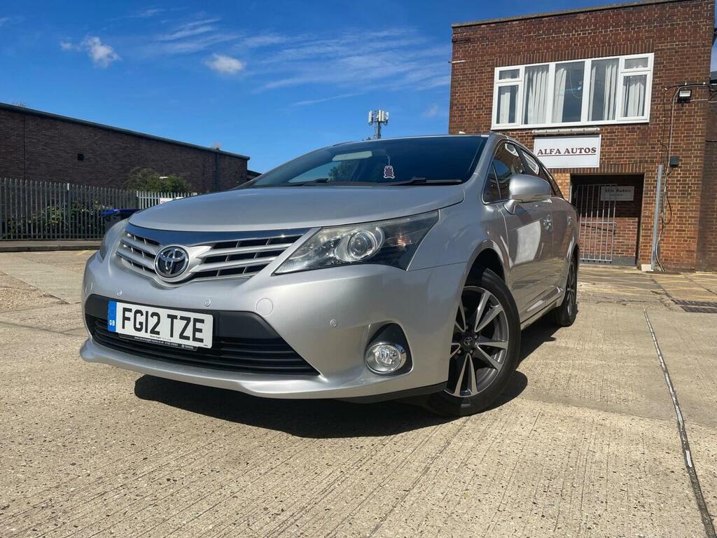 Toyota Avensis Petrol #3