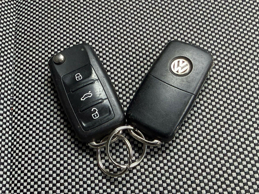 Volkswagen Up Hatchback Silver #35