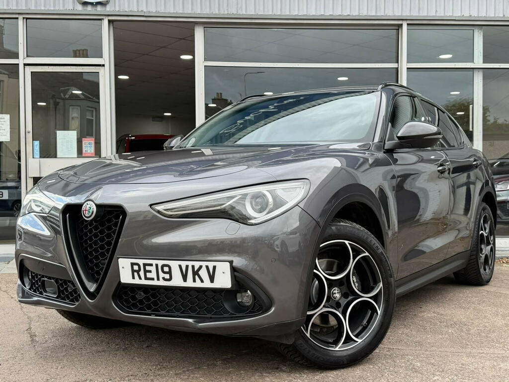 Alfa Romeo Stelvio 2.2 Td Nero Edizione Q4 Awd Euro 6 Ss Grey
