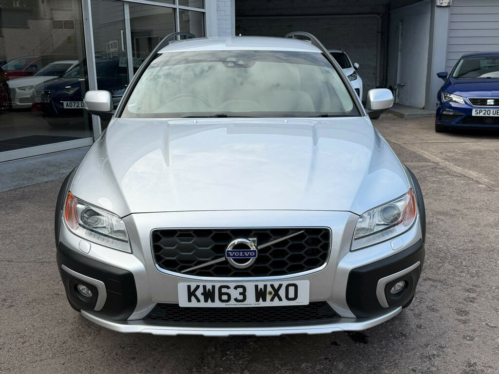 Volvo XC70 2.4 D5 Se Lux Geartronic Awd Euro 5 Silver #3