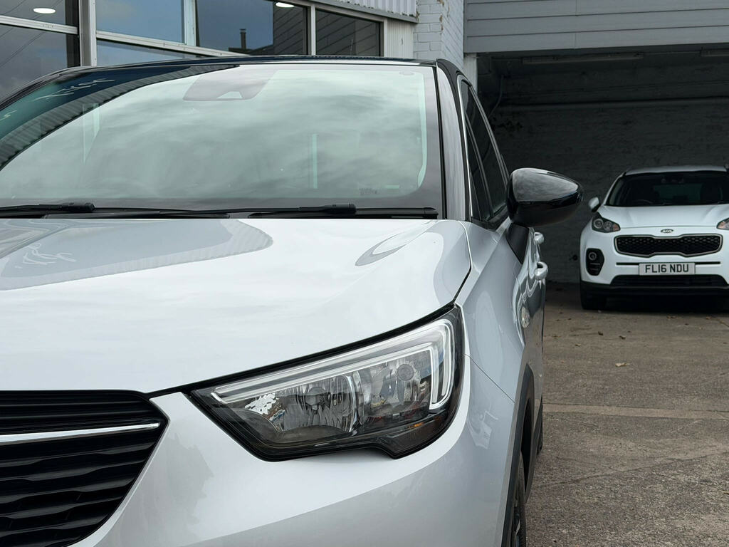 Vauxhall Crossland X Se Black #37