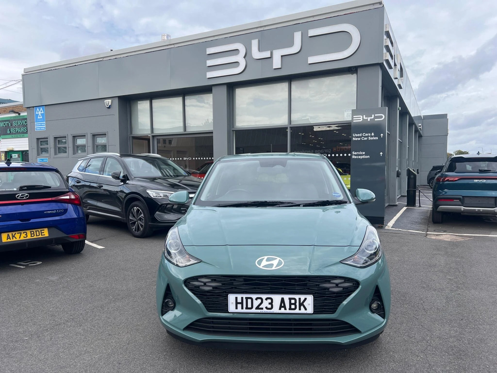 Hyundai I10 1.0 Premium Euro 6 Ss Green #2