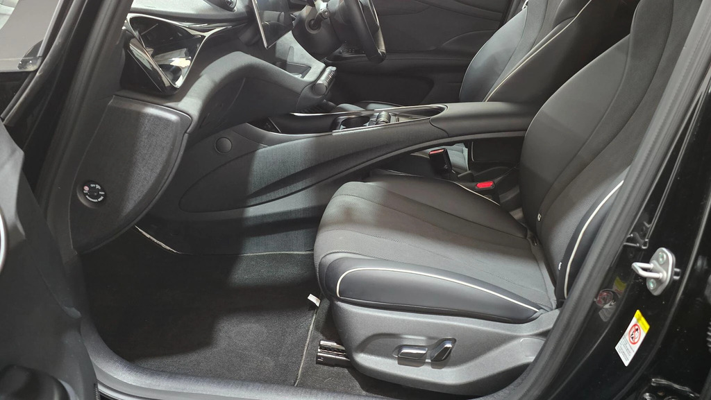 Byd Dolphin 150Kw Design 60.4Kwh Grey #23