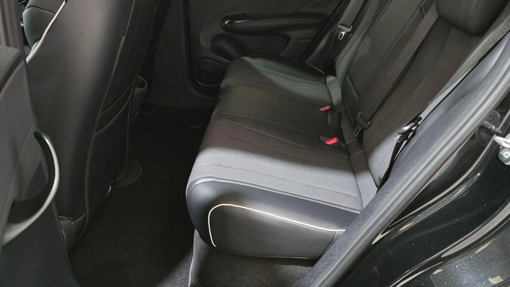 Byd Dolphin 150Kw Design 60.4Kwh Grey #26
