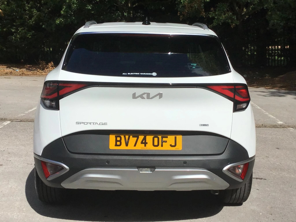 Kia Sportage 1.6 H T-gdi 3 Euro 6 Ss White #4