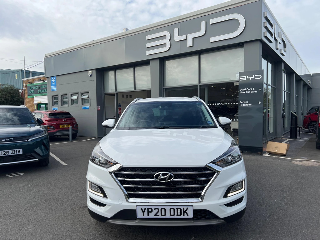 Hyundai Tucson 1.6 T-gdi Se Nav Dct Euro 6 Ss White #2