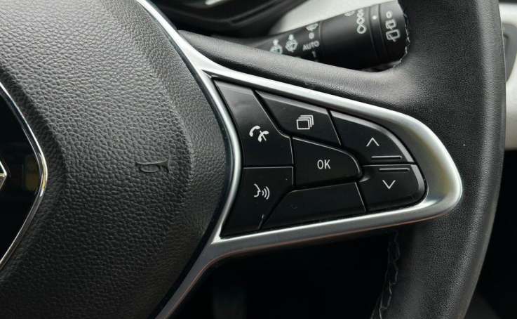 Renault Clio 2022 72 1.6  #37