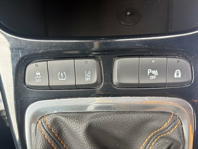 Vauxhall Crossland X Tech Line Nav Grey #24