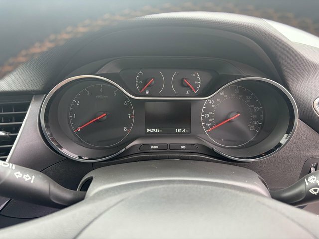 Vauxhall Crossland X Tech Line Nav Grey #17