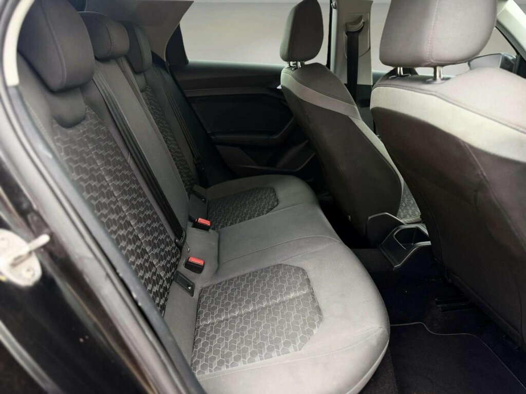 Audi A1 1.5L Sport White #38