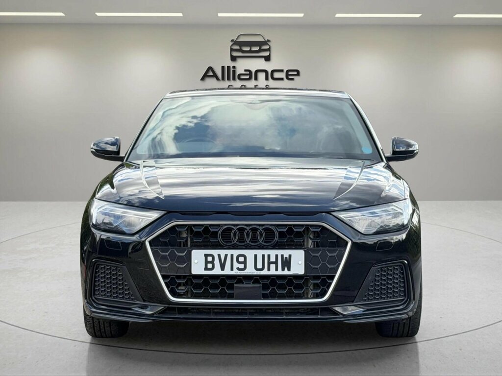 Audi A1 1.5L Sport White #51