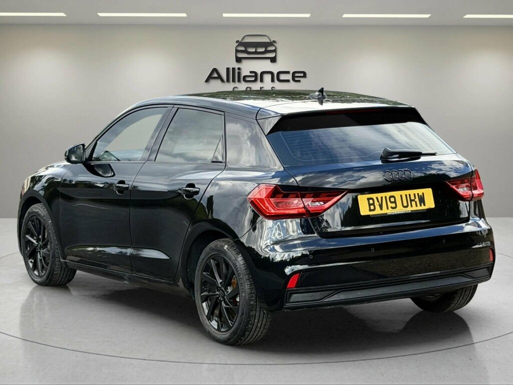 Audi A1 1.5L Sport White #18