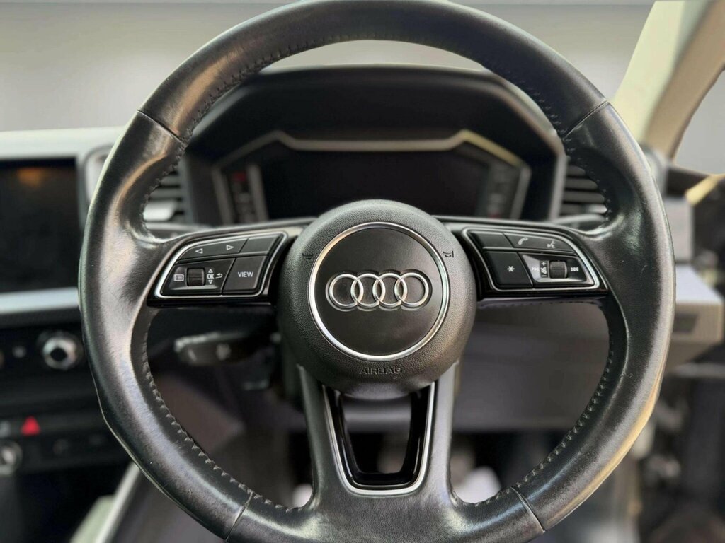 Audi A1 1.5L Sport White #28