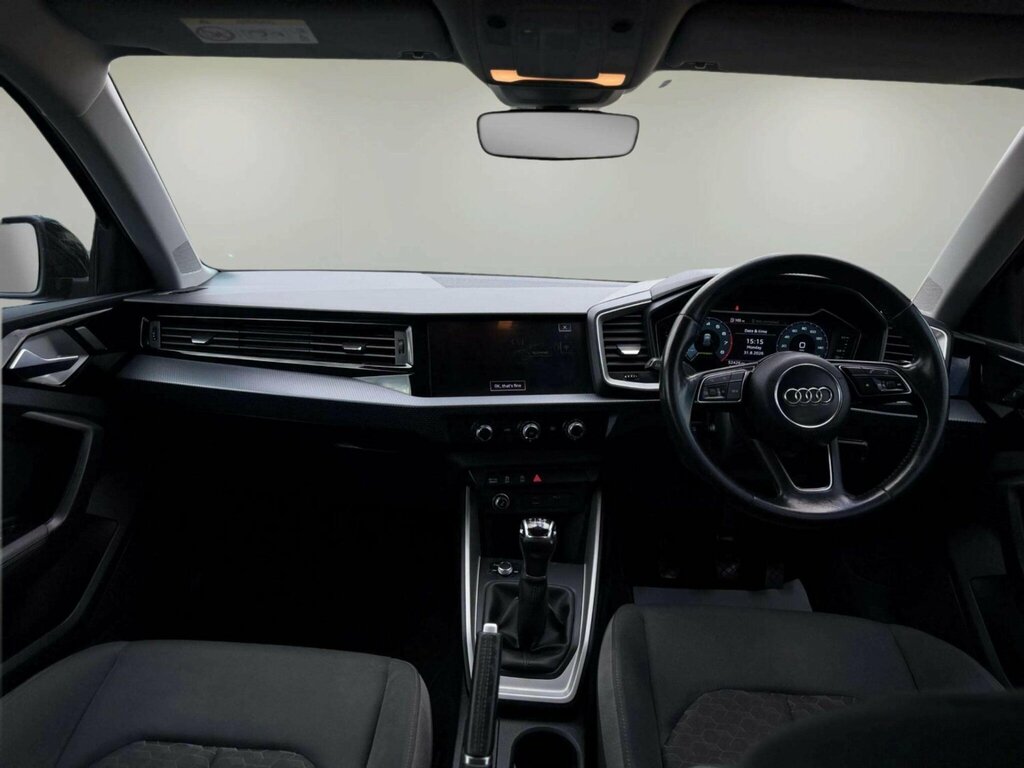 Audi A1 1.5L Sport White #25