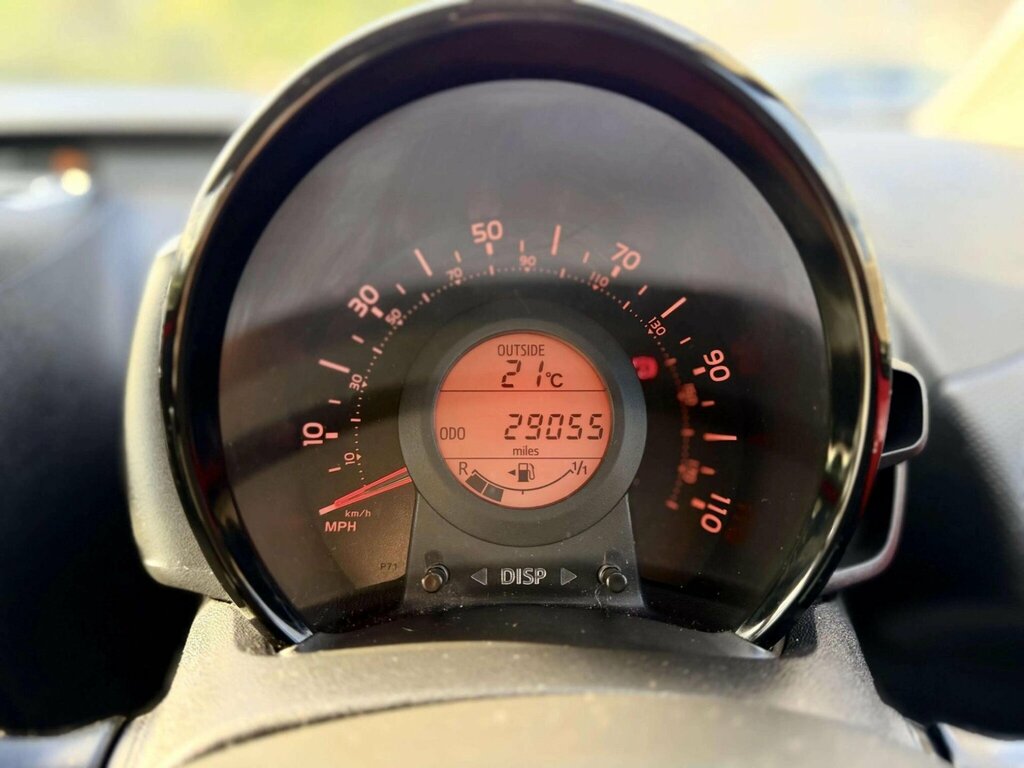 Toyota Aygo 1.0 Vvt-i X Euro 5 Euro 5 Red #5