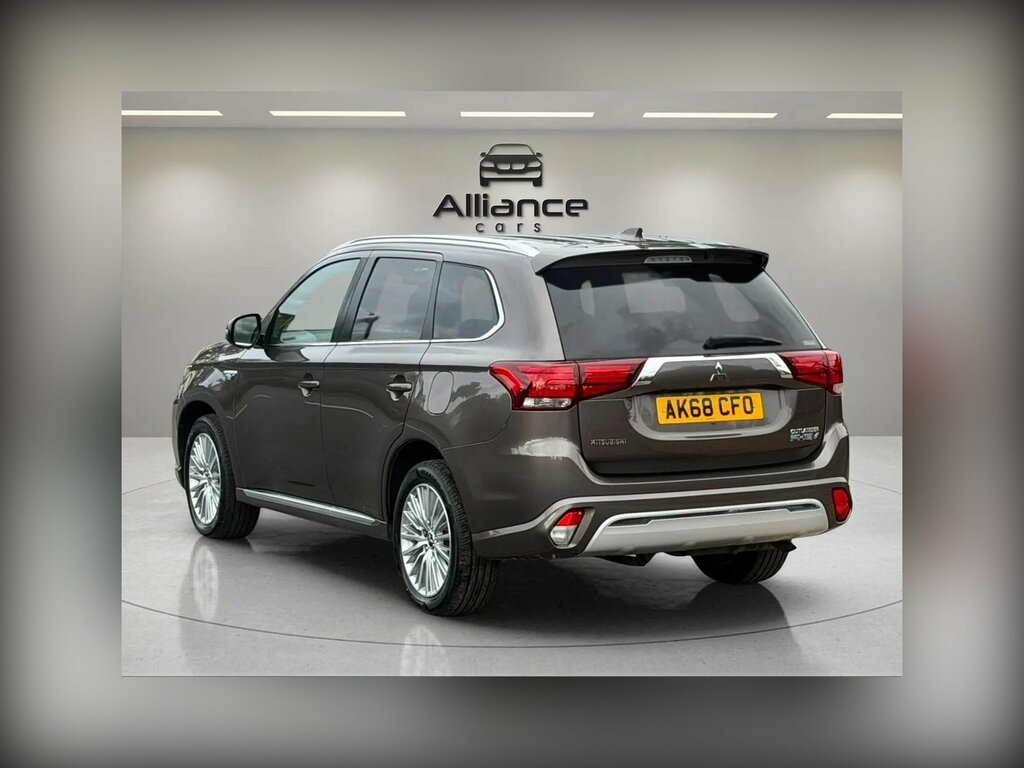 Mitsubishi Outlander 2.4H Twinmotor 13.8Kwh 4H Cvt 4Wd Euro 6 Ss Brown #4