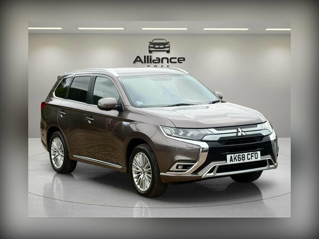 Mitsubishi Outlander 2.4H Twinmotor 13.8Kwh 4H Cvt 4Wd Euro 6 Ss Brown