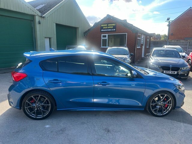 Ford Focus 2.0 Ecoblue St Hatchback Euro 6 YJ69OUD Blue #5